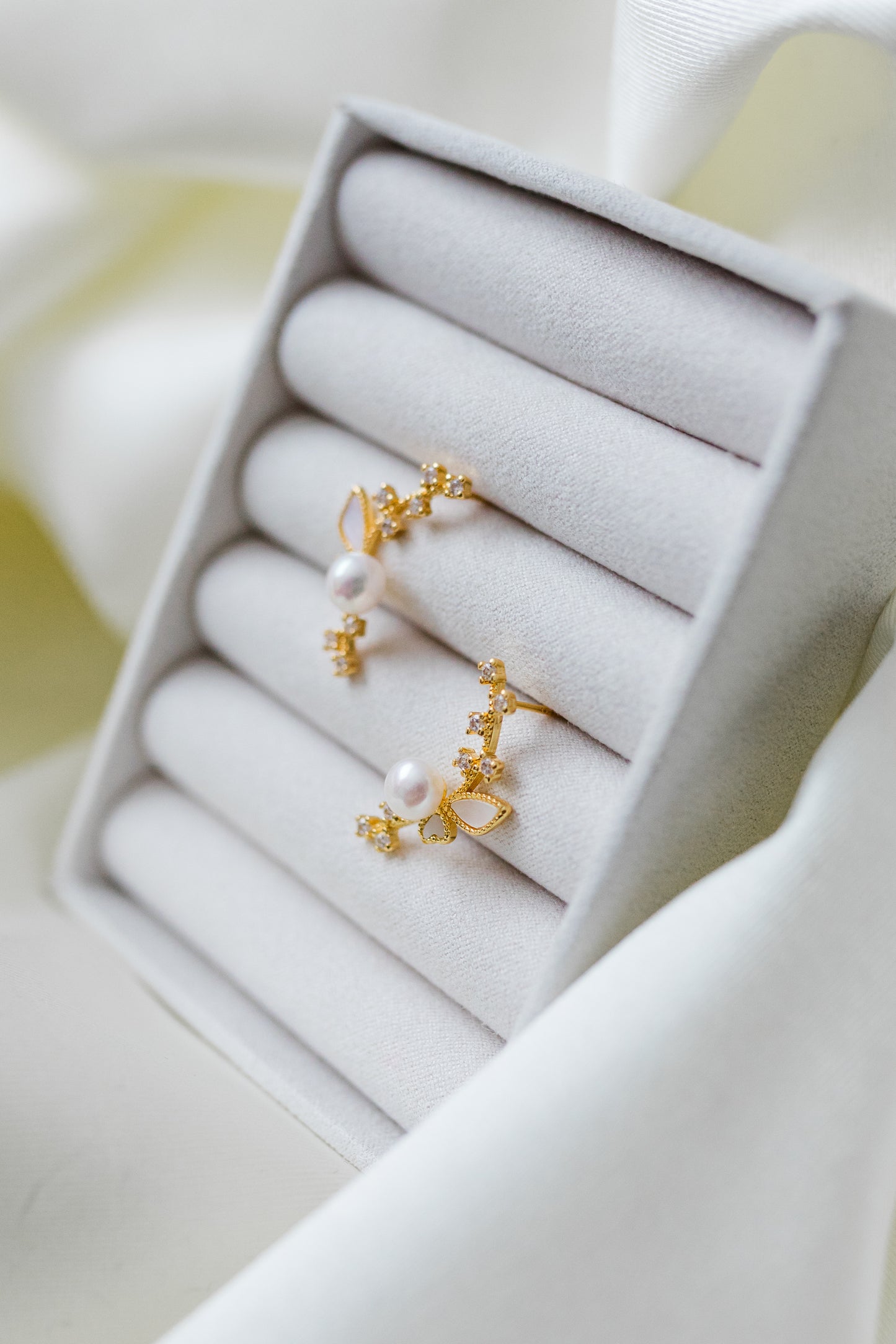 Golden Vine Pearls