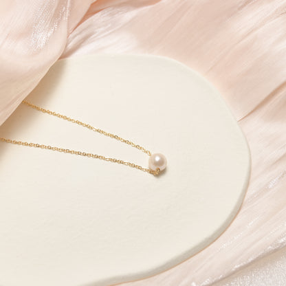 Less is more single pearl necklace