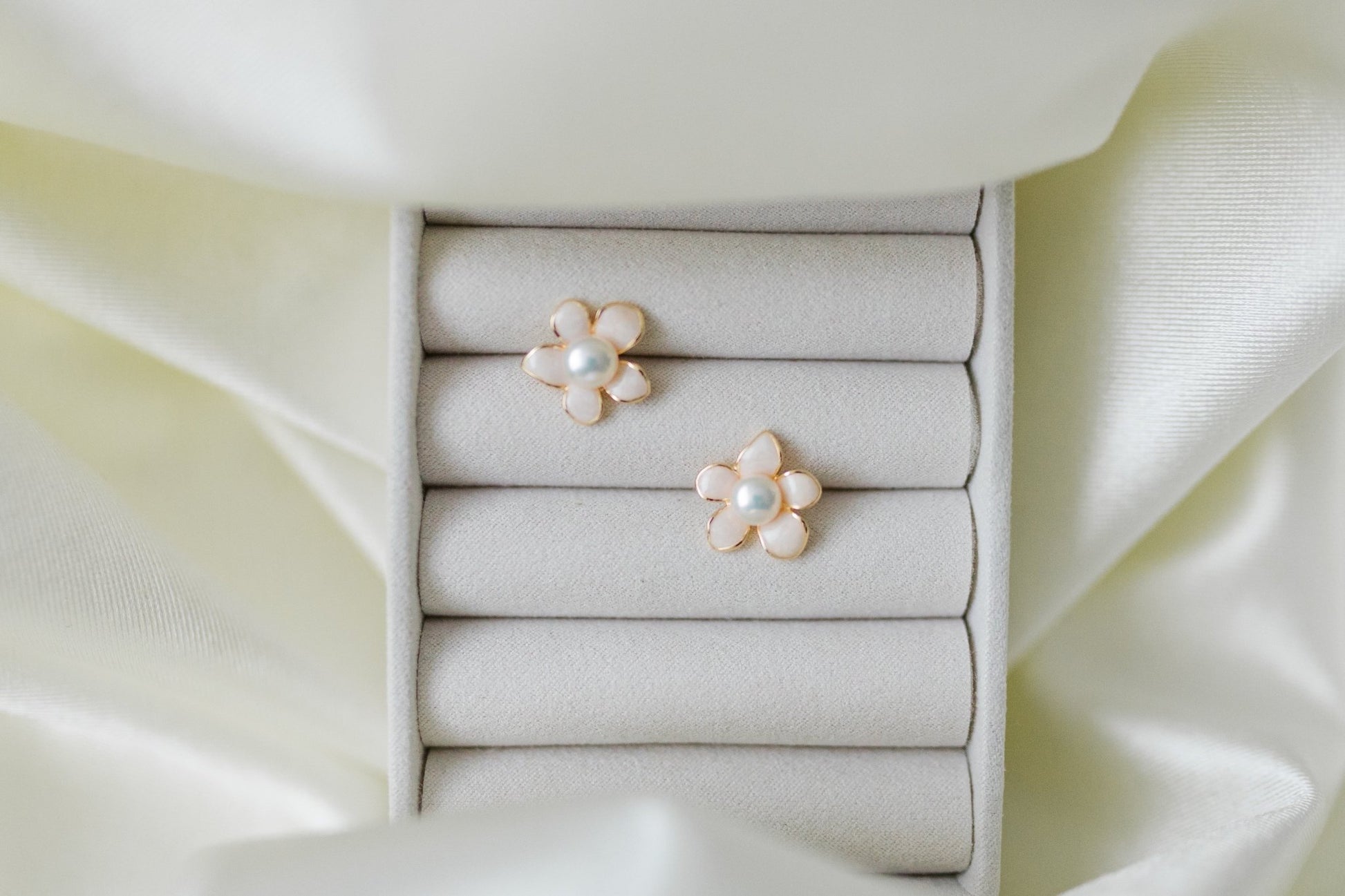 Blossom Pearl Studs - ZG_Pearls14K Gold FilledZG_Pearls14K gold filled