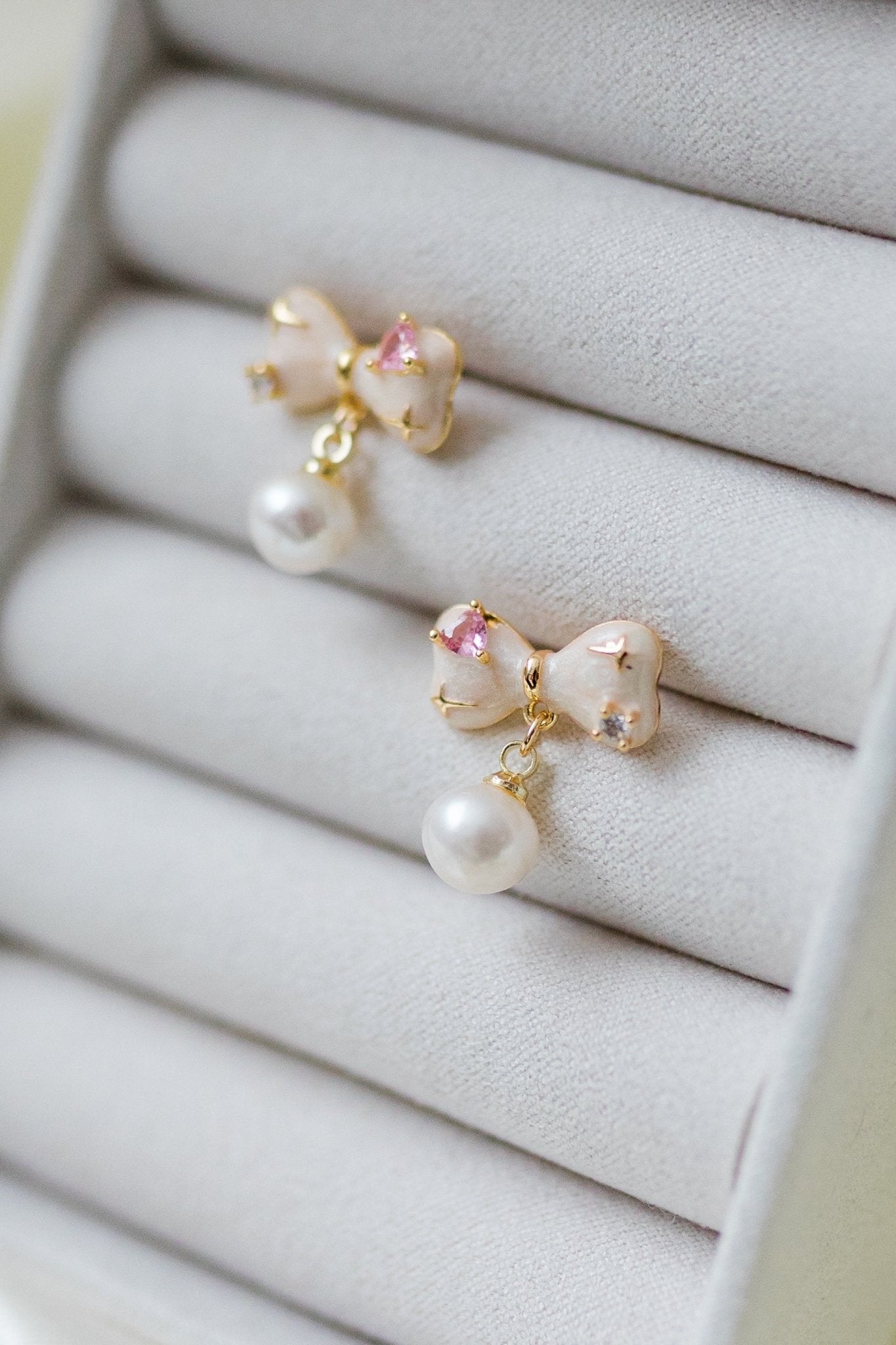 Blush Bow Pearls Earring - ZG_Pearls14K Gold FilledZG_Pearls14K gold filled