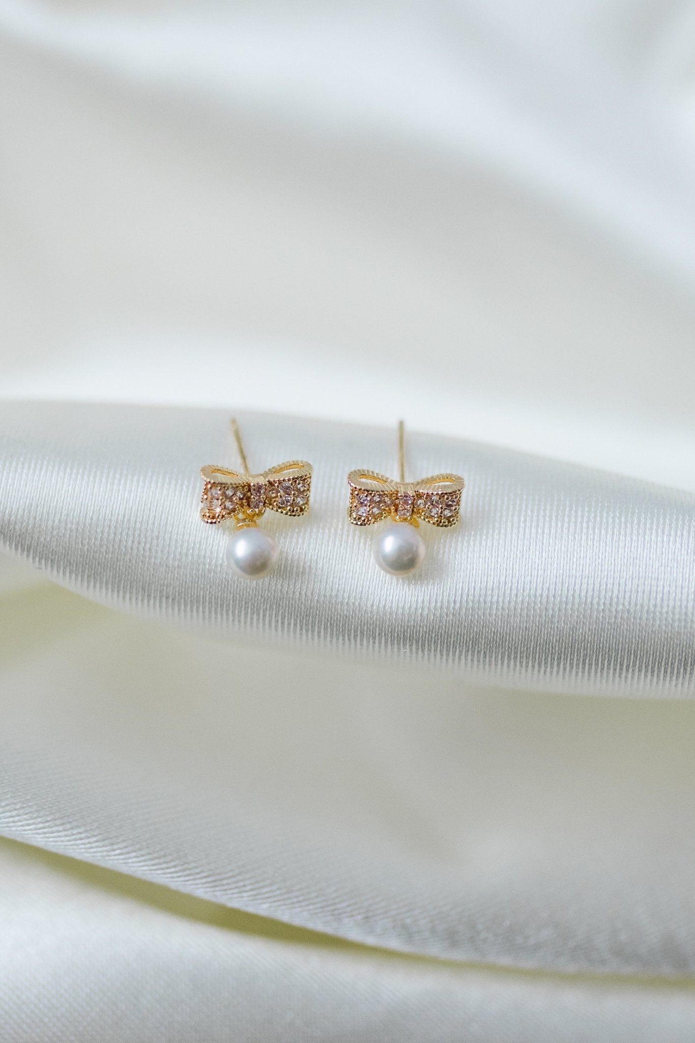 Elegant Bow Drops - ZG_Pearls14K Gold FilledZG_Pearls14K gold filled