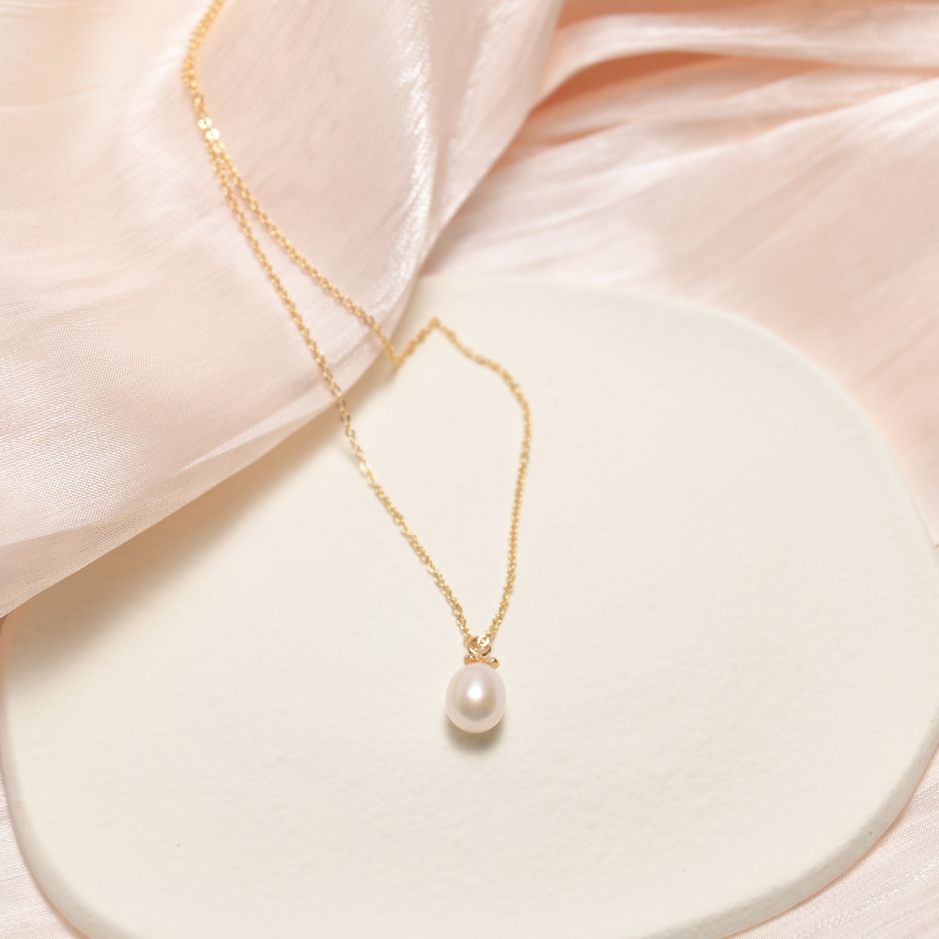 Less is more single pendant necklace - ZG_Pearls14K Gold FilledZG_PearlsGold14K gold filled